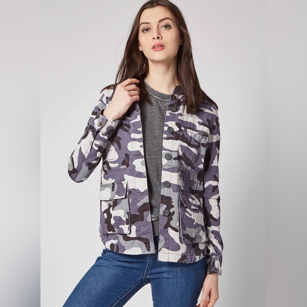 ROMEO + JULIET COUTURE Army Camo Jacket Grey Black Size Medium M